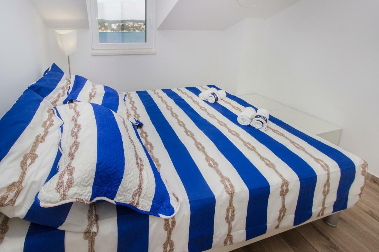 Appartement Riva à Krapanj Extérieur photo